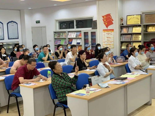 市南區(qū)招生政策宣傳教育服務走進街道社區(qū)，打造教育咨詢服務新平臺